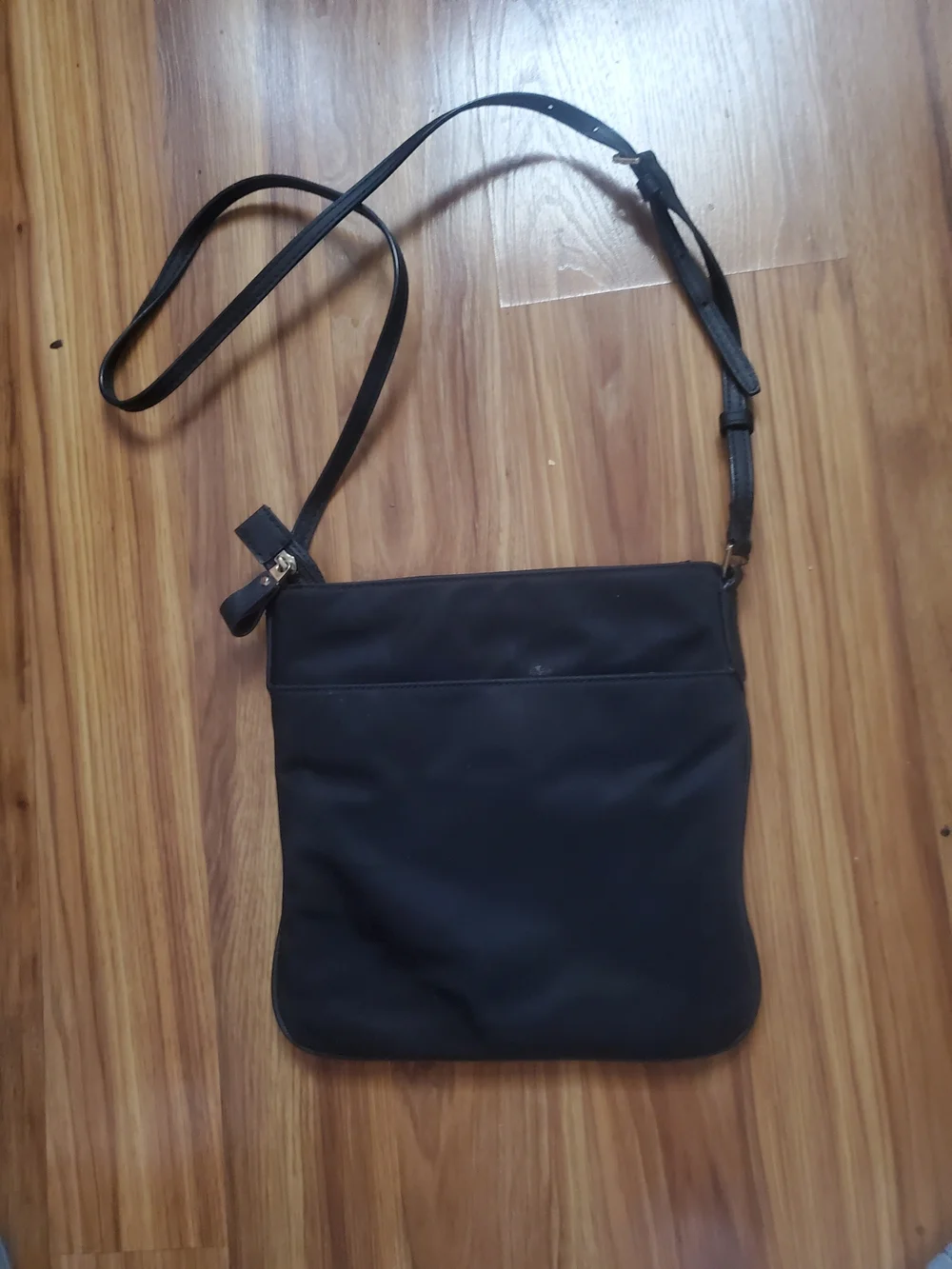 Michael Kors Black Nylon Shoulder Bag with Gold Accents - Picture 4 of 4
